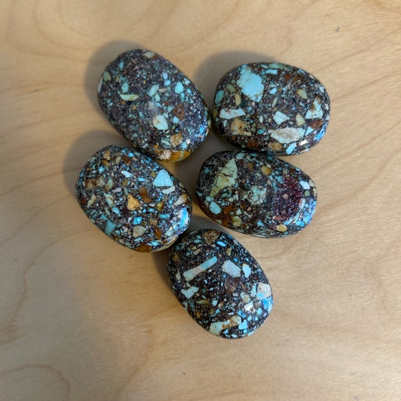 Unique turquoise stones - Picture 1 of 4